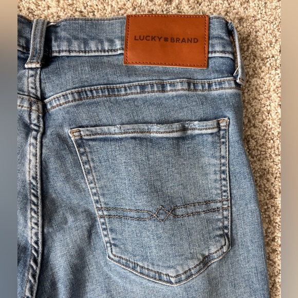 Lucky Brand Sweet Mid Rise Kick Crop Jeans Woman’s Raw Hem Denim Size 4/27 - Picture 5 of 8